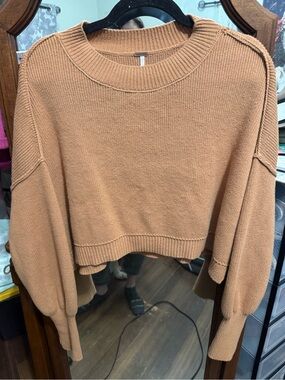 Free People Easy Street Cropped Crewneck Sweater in Camel Tan